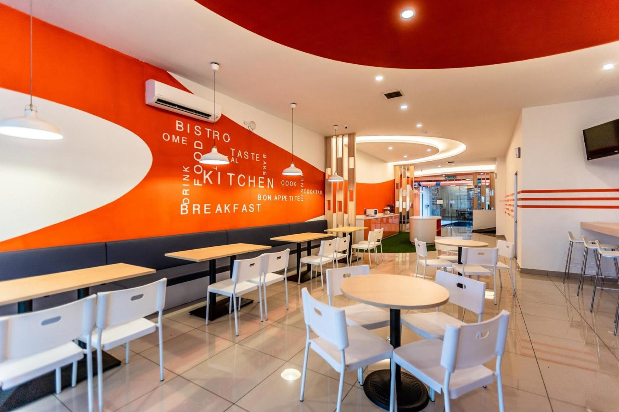 1 Orange Hotel Klia & Klia2 Sepang Exteriör bild