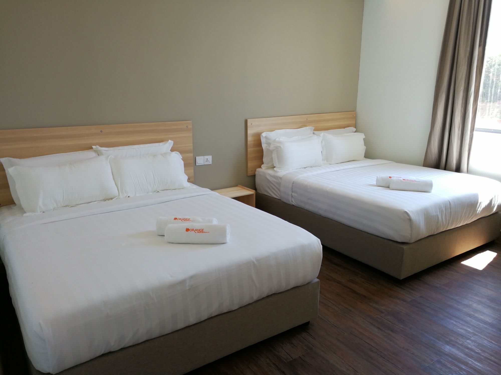 1 Orange Hotel Klia & Klia2 Sepang Exteriör bild